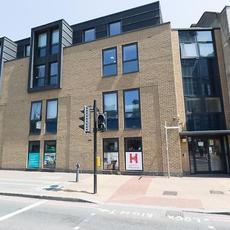 Zeni Studio, The Hub Vauxhall London Kültér fotó